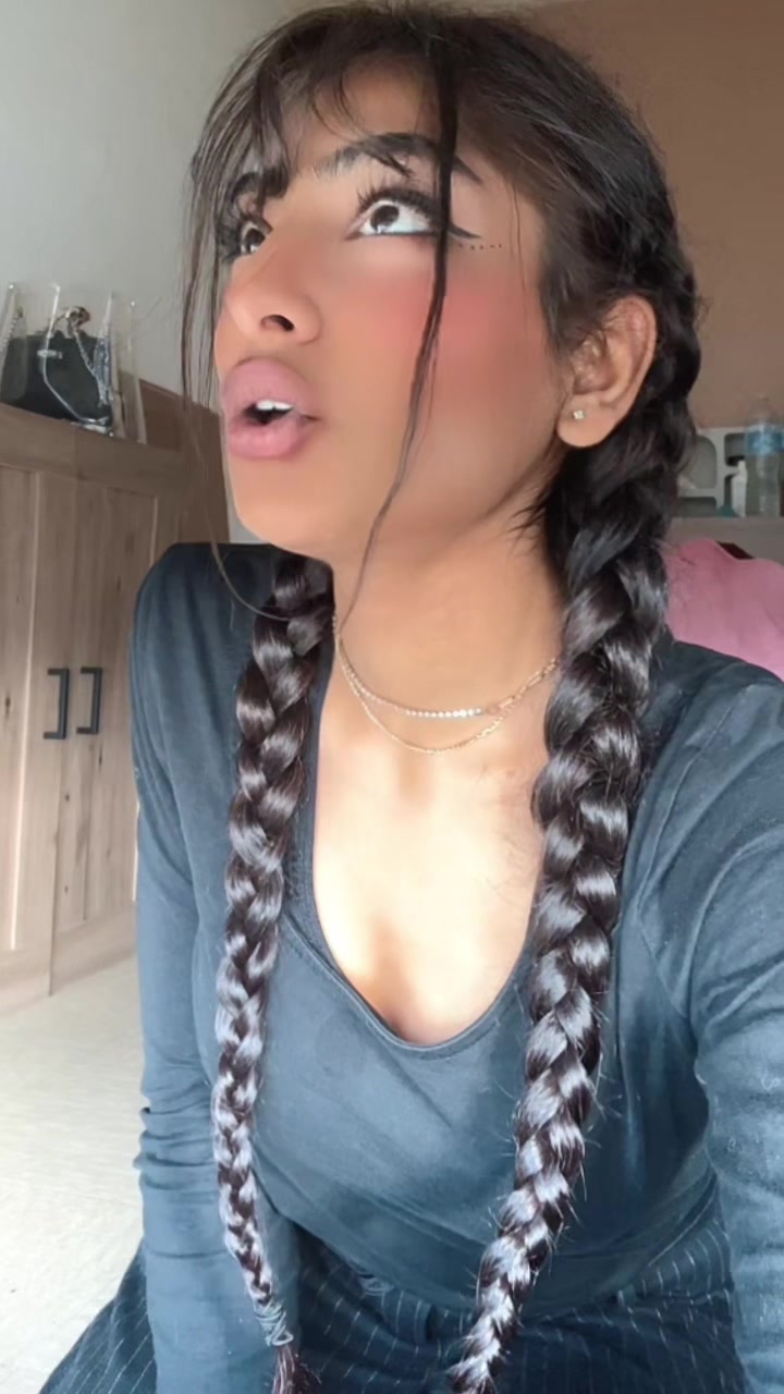 @Anishba 🌺🤍