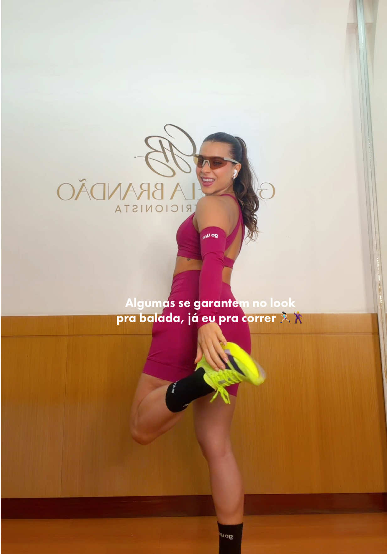 @Gabriela Brand&atilde;o