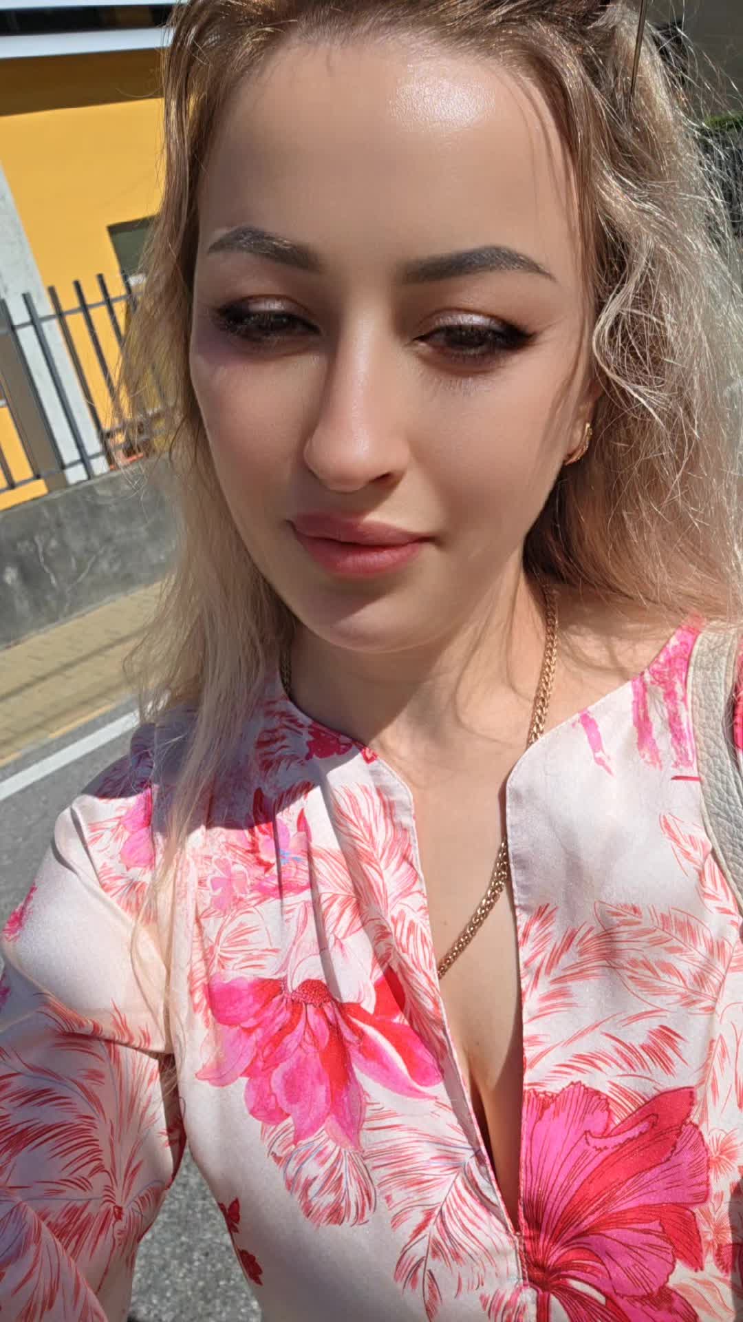 @Vict💍ria🌞