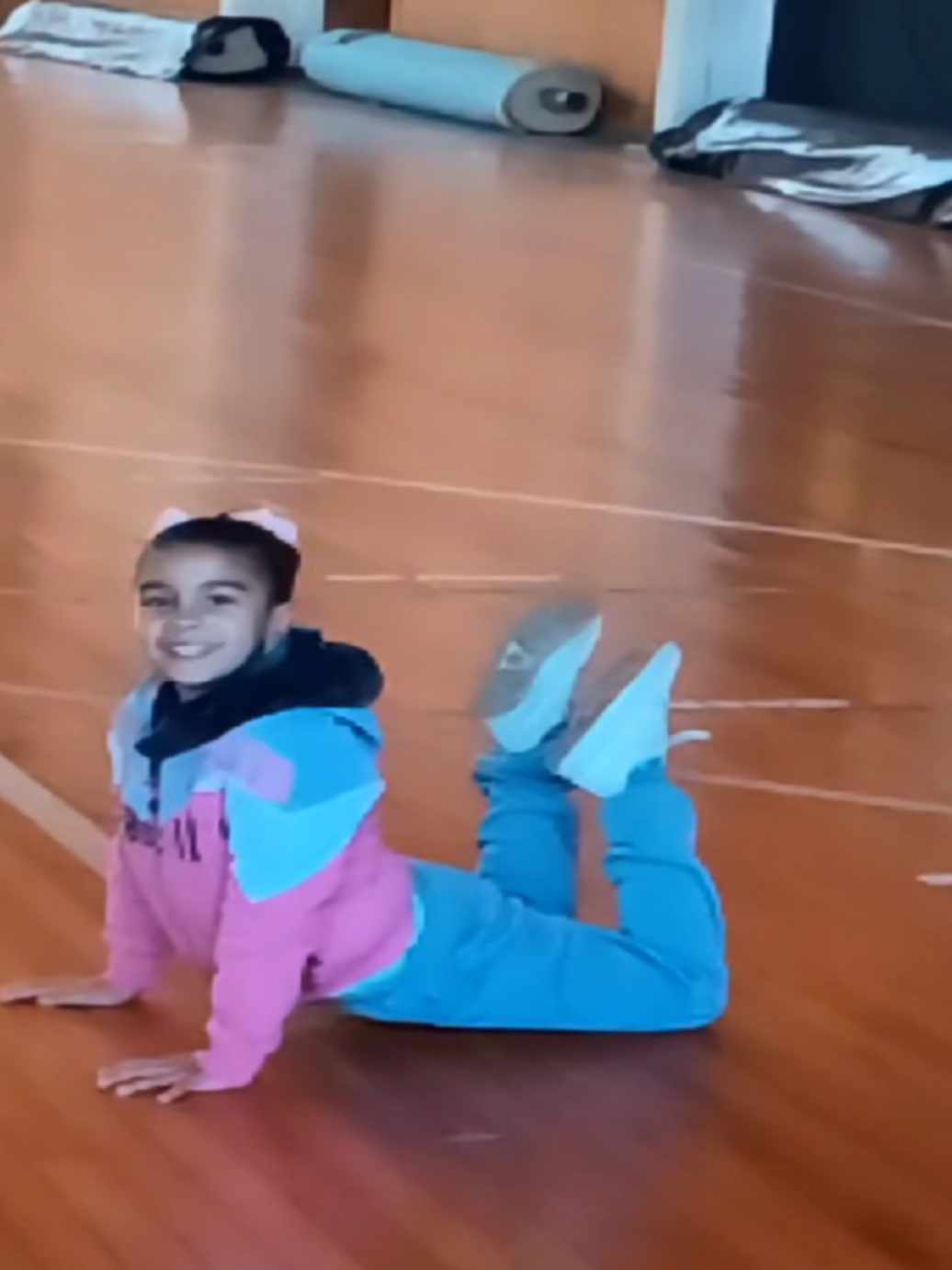 @ᶠᴬᴹᴵᴸᴵᴬᵀᴱᴸᴱᴿᴵᴺᵀᵛ