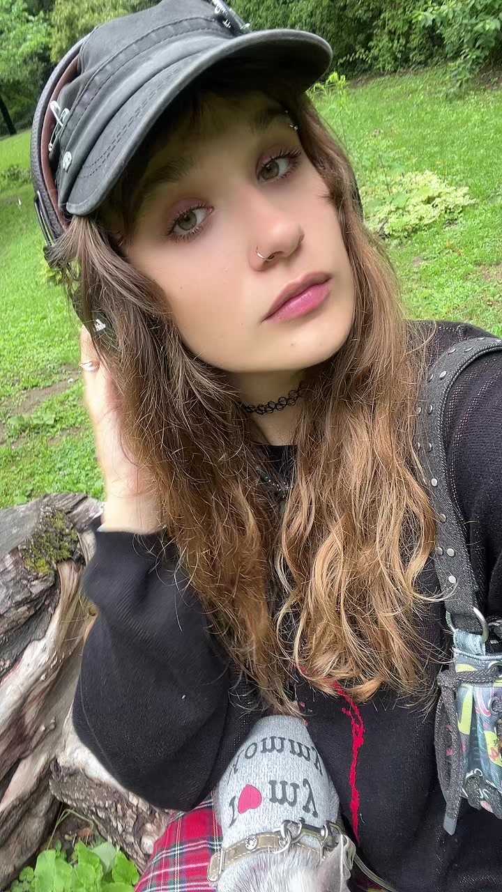 @l0nelym00n