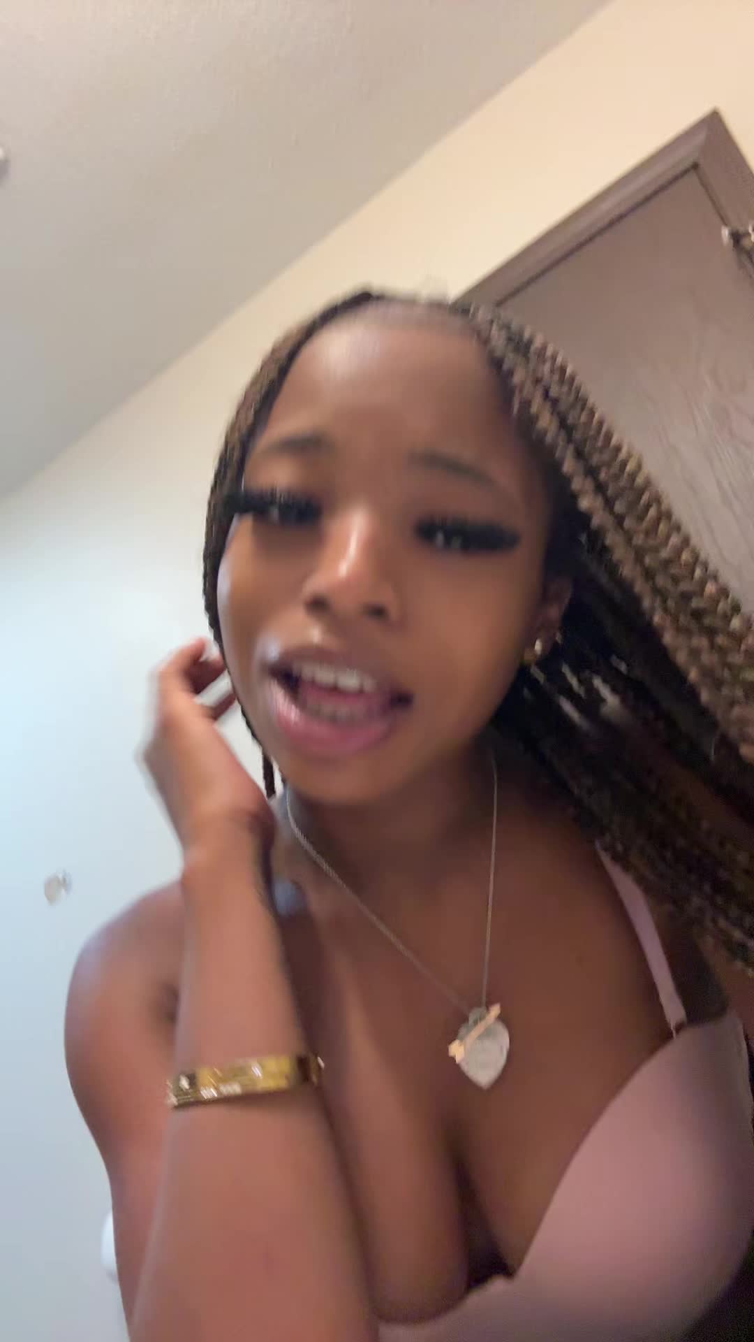@whoisshe