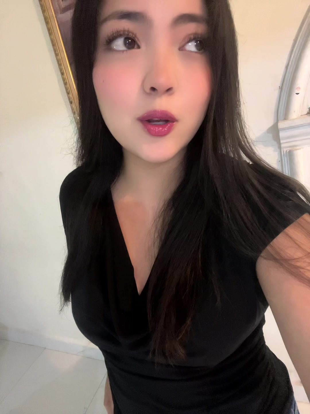 @x_naily