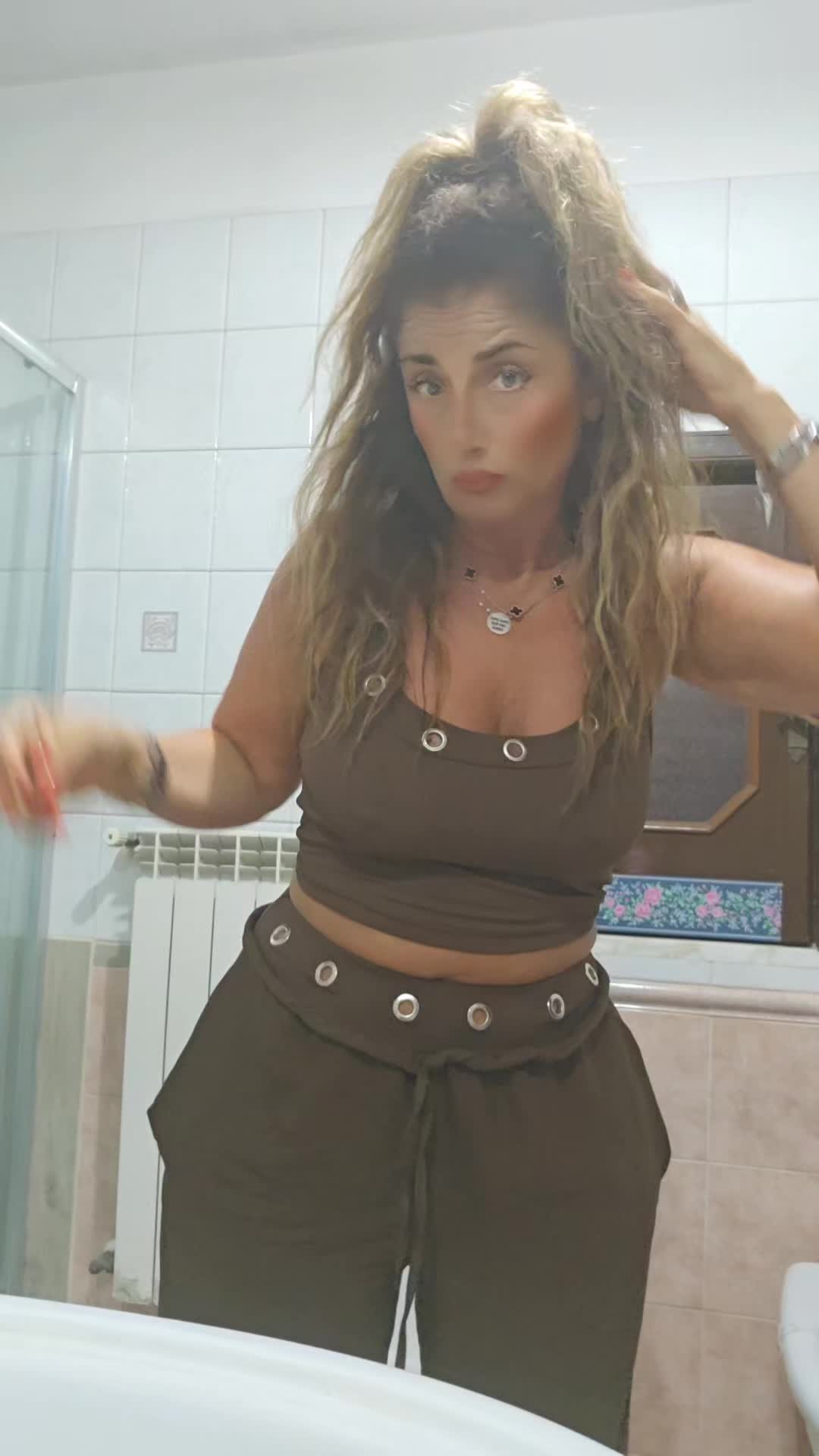 @Gina Di Caterino