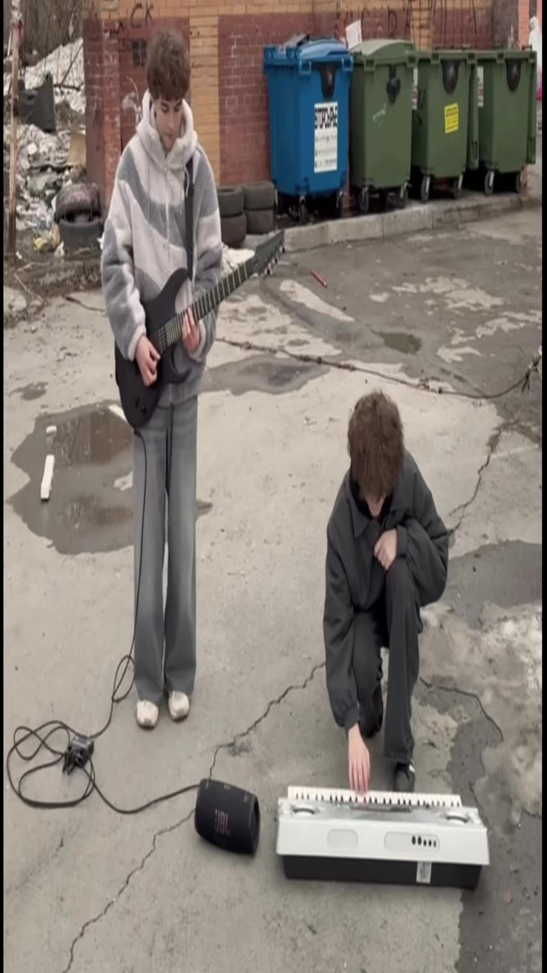 @toopeyou