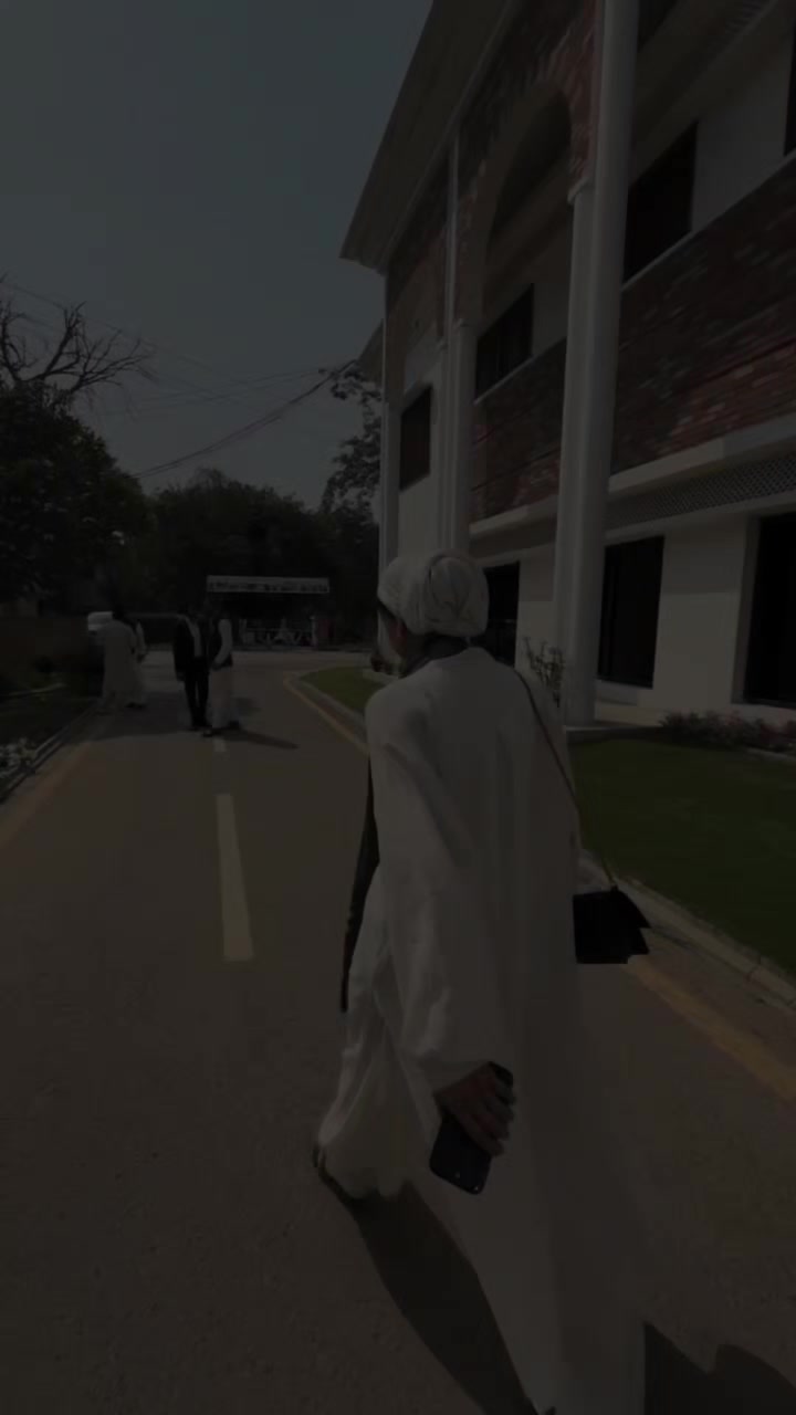 @Arooj Azhar Kayani