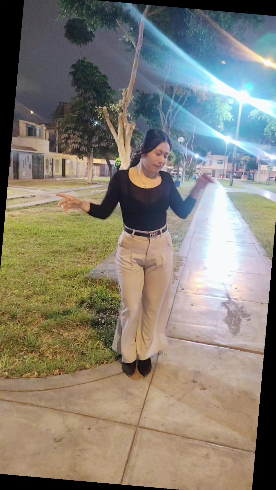 @Carolina Mora🦂