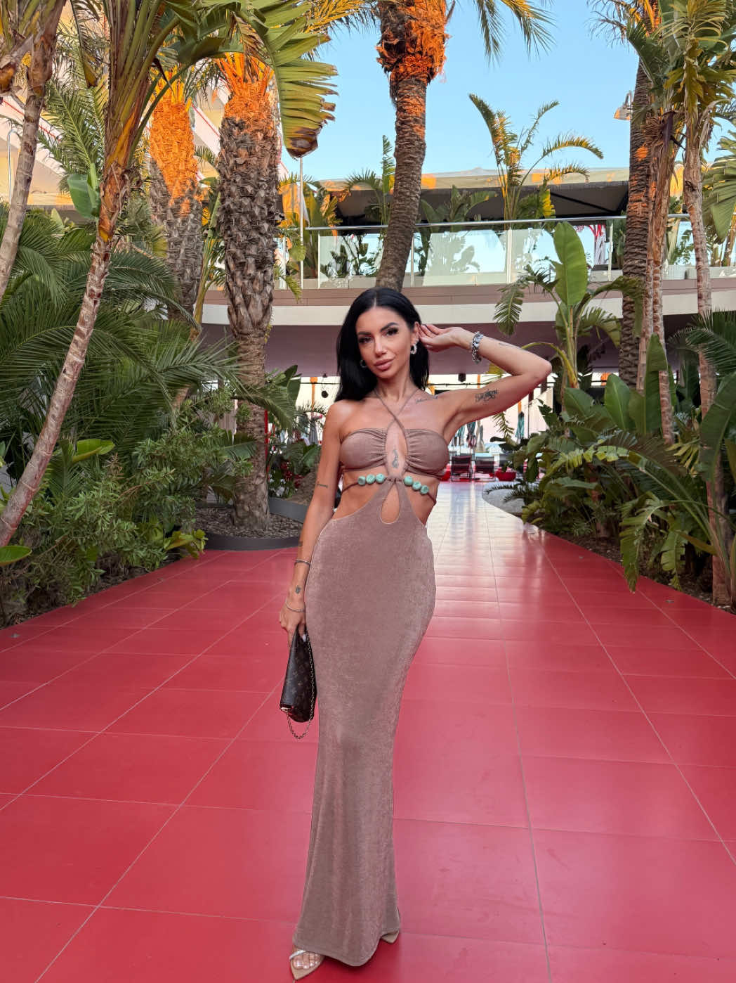 @Laralazia