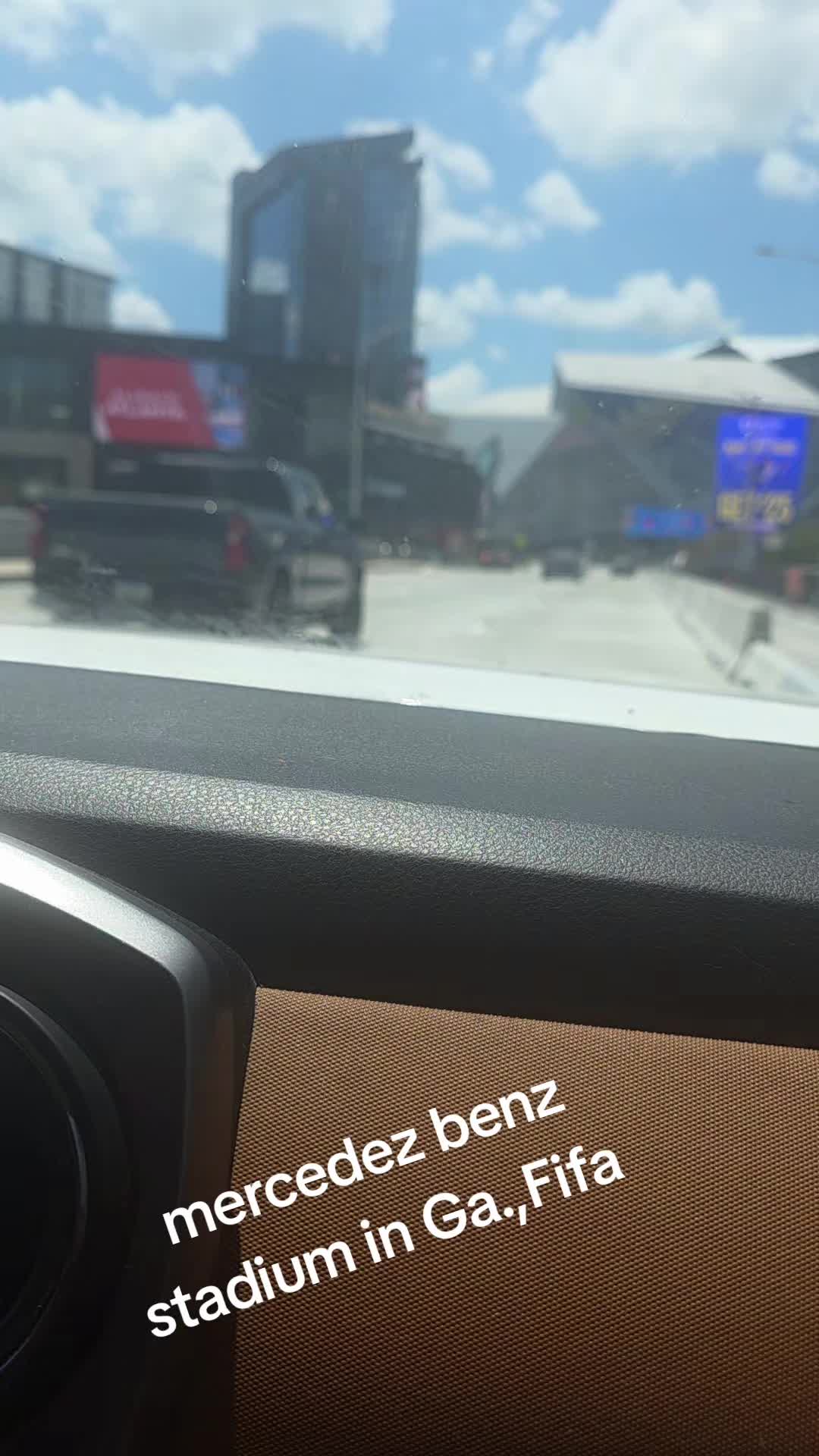 @ariyanababe