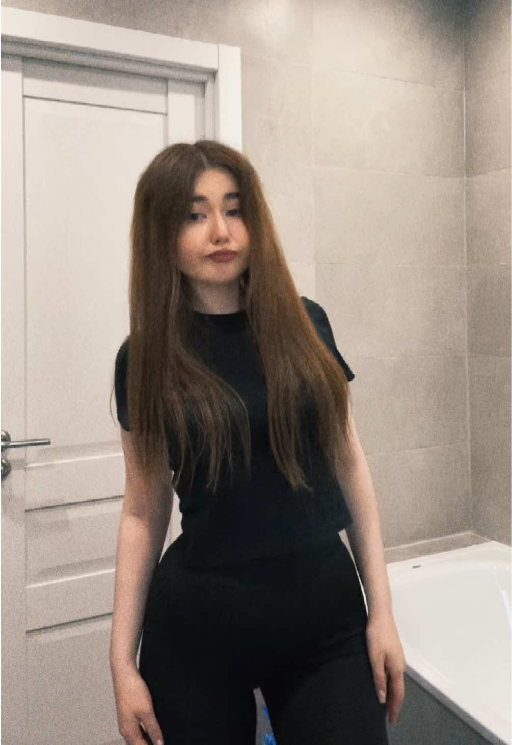 @elmireishn