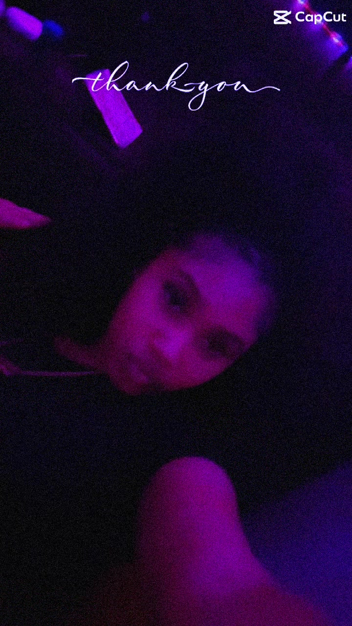 @I love pretty girls .
