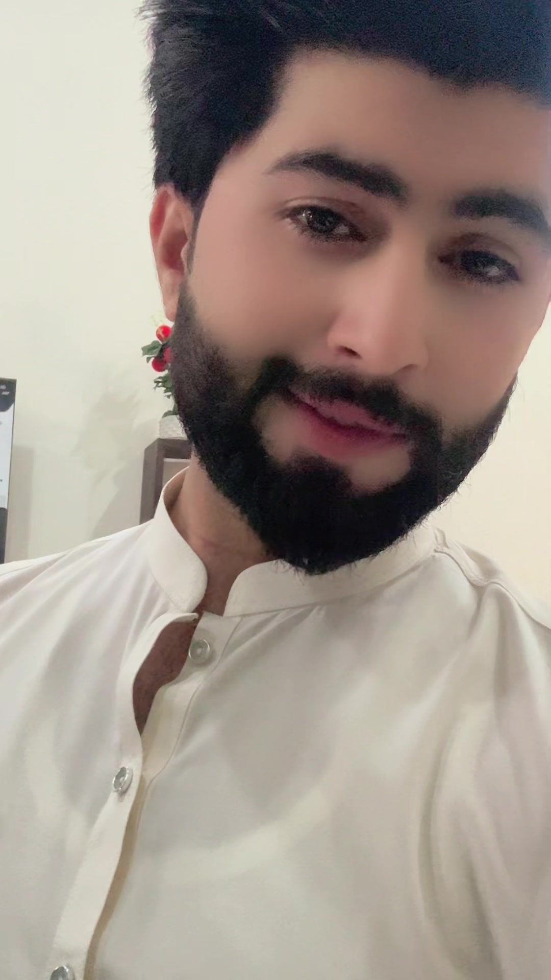@SHARARTI MIRZA😎♥️