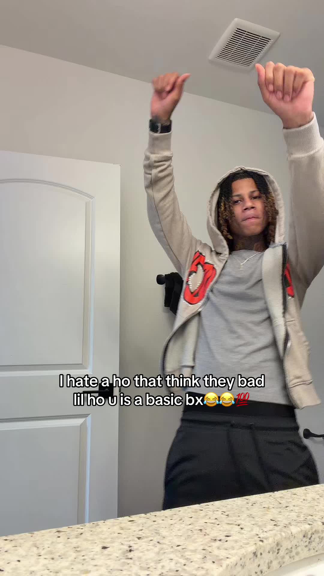 @whytayy