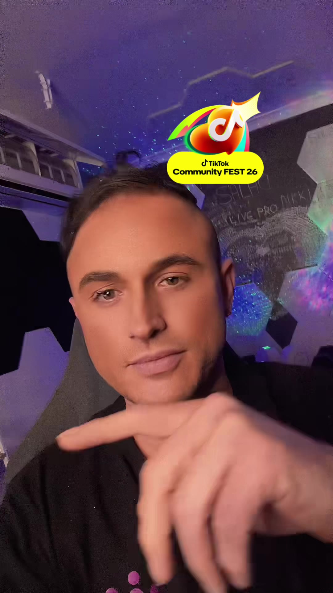 @Mikey Melts🔑🧊✦🩵🚀