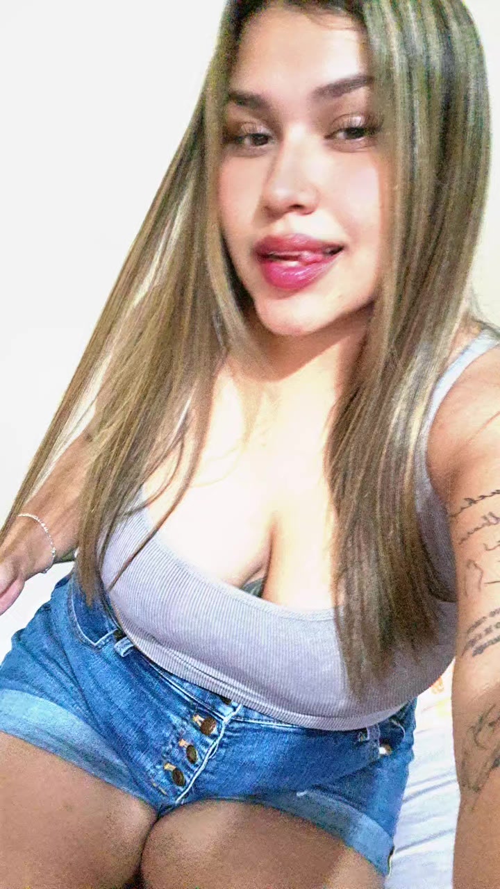 @SELENA MEL🧿