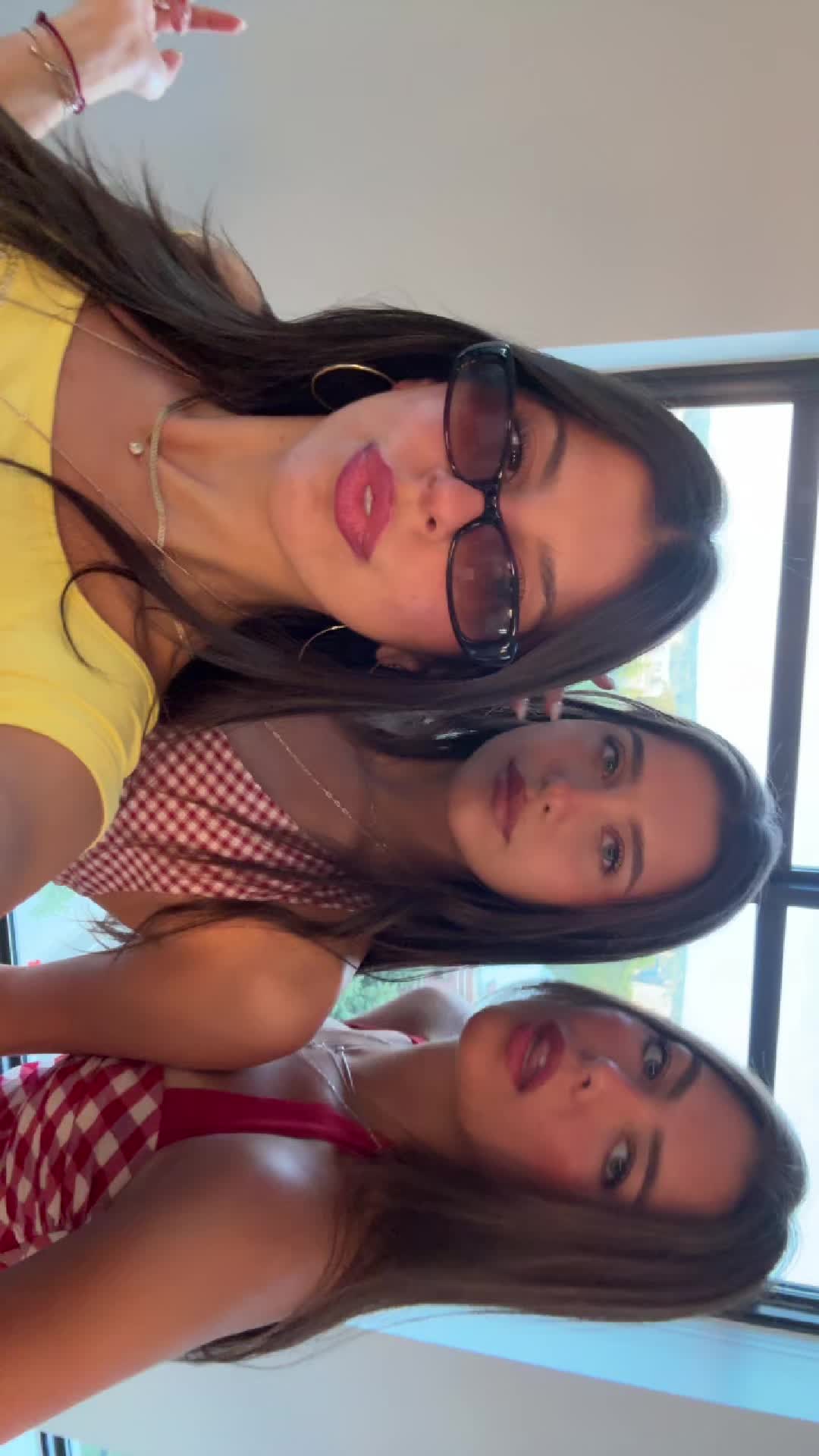 @mia