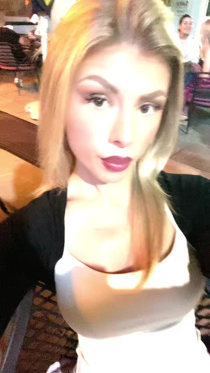 @Leylarosee ๐ถ๐ฝ