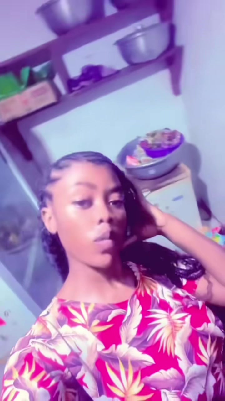 @💕PRETTY 🤍 SADIA💋