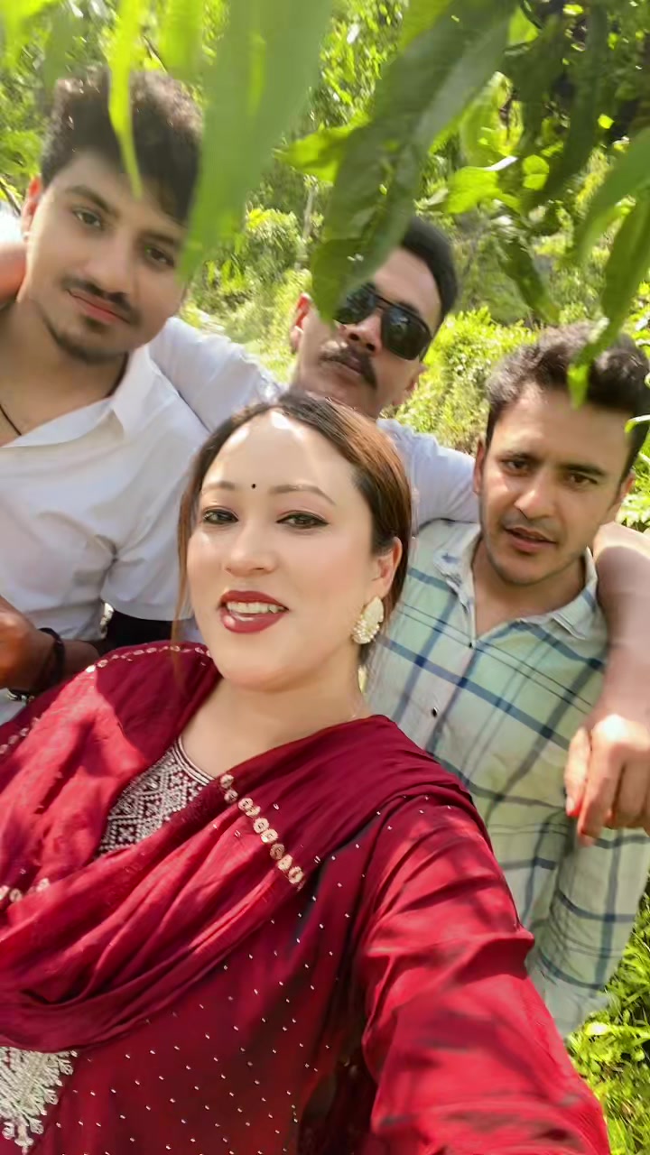 @अनिता गिरी🧿♥️