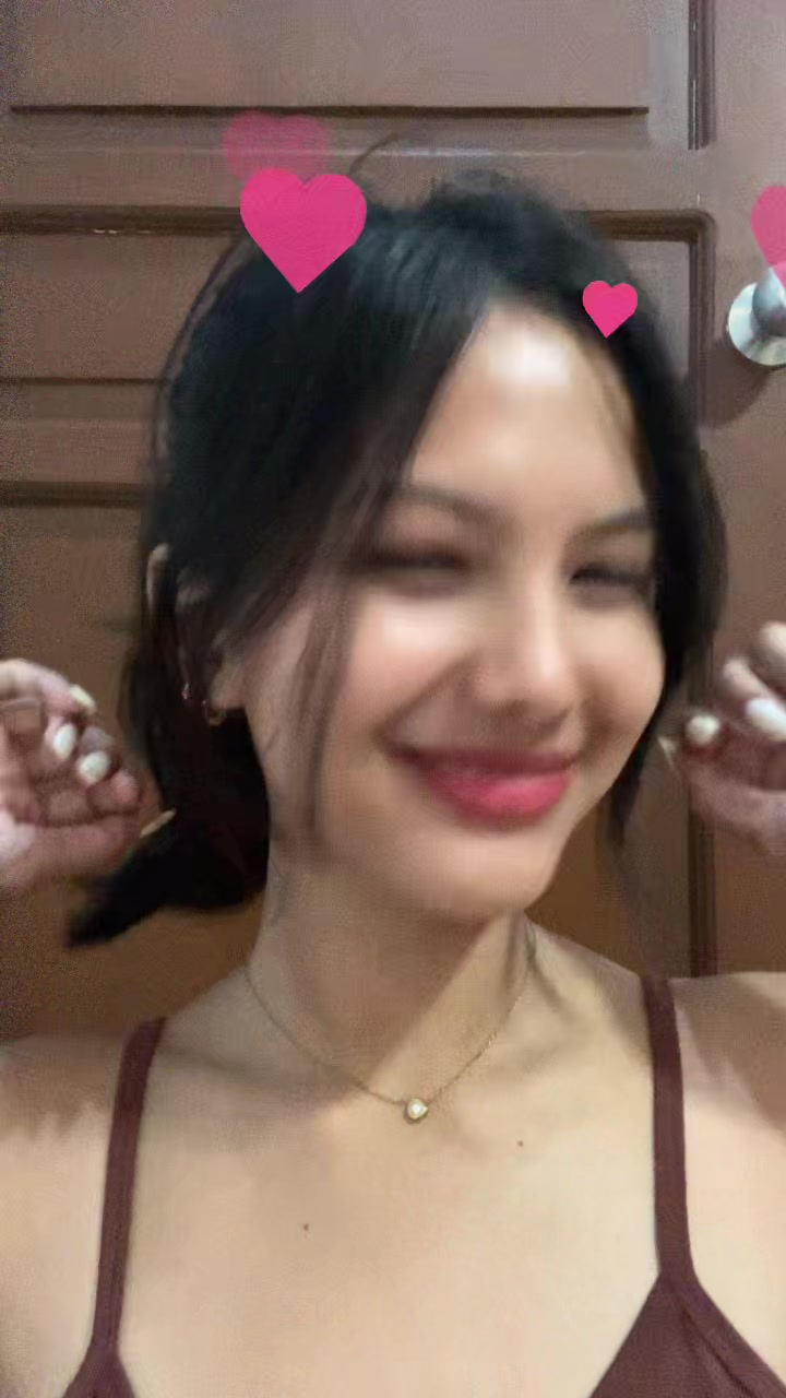 @hrtgynt ON IG <3