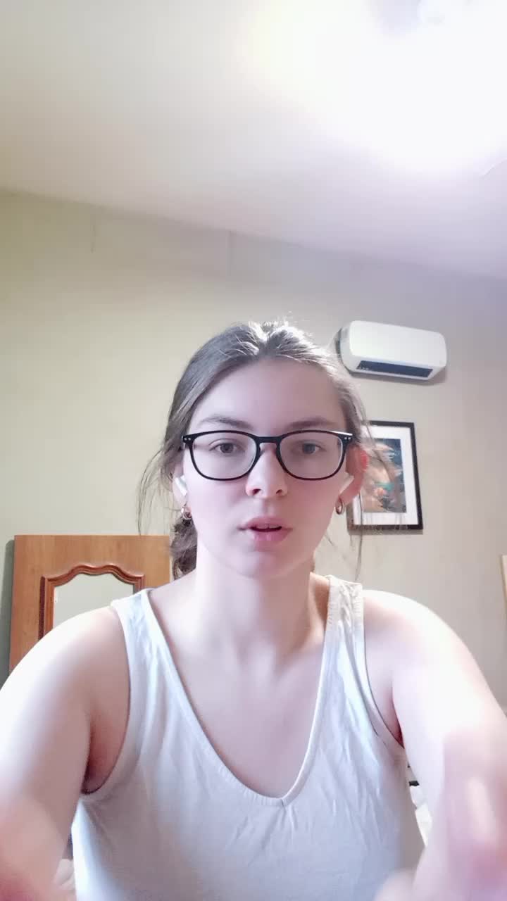 @Victoria🇪🇸🇧🇪🇮🇩