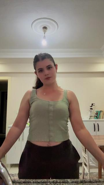 @G&uuml;lnur Kırmızı