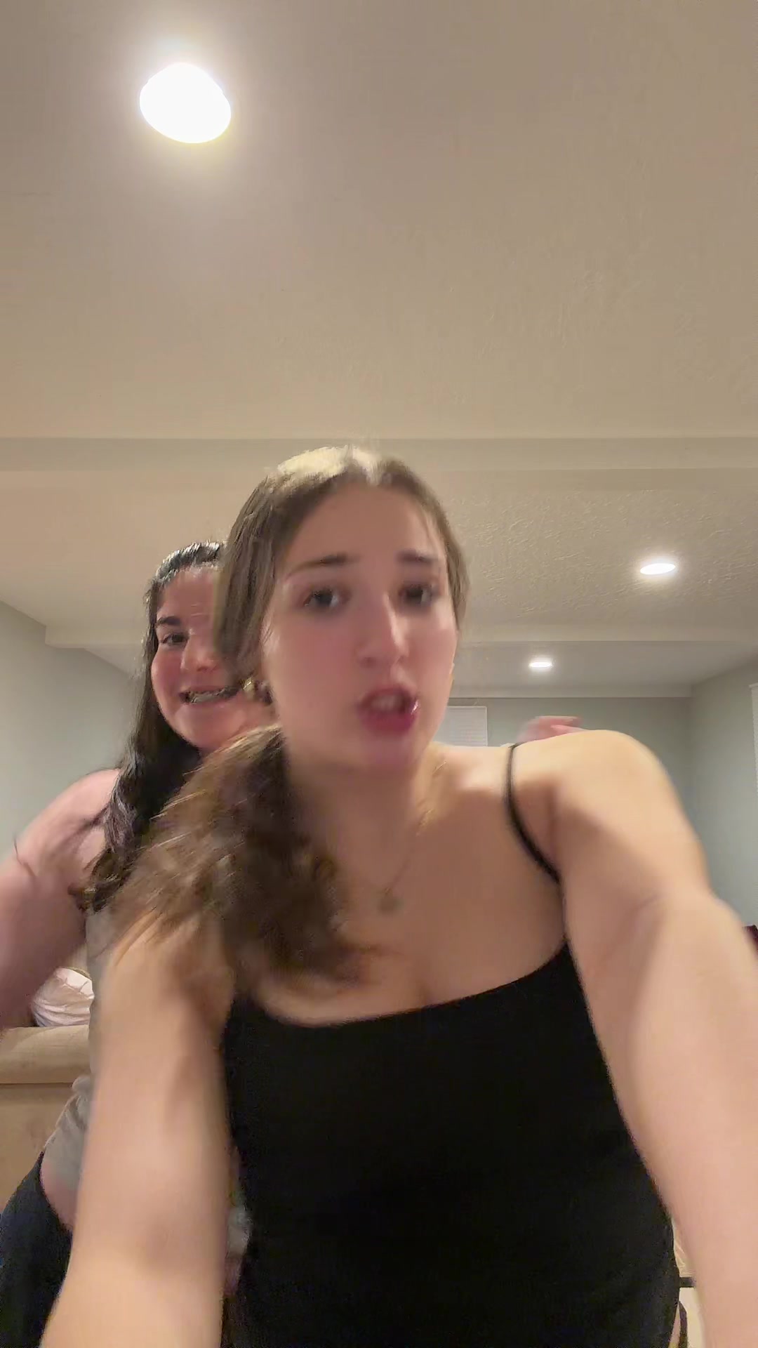 @🍒nnie
