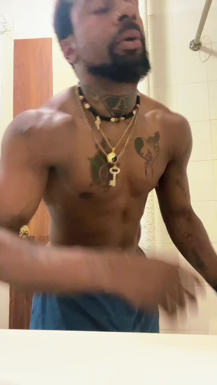 @Kingwoahtv