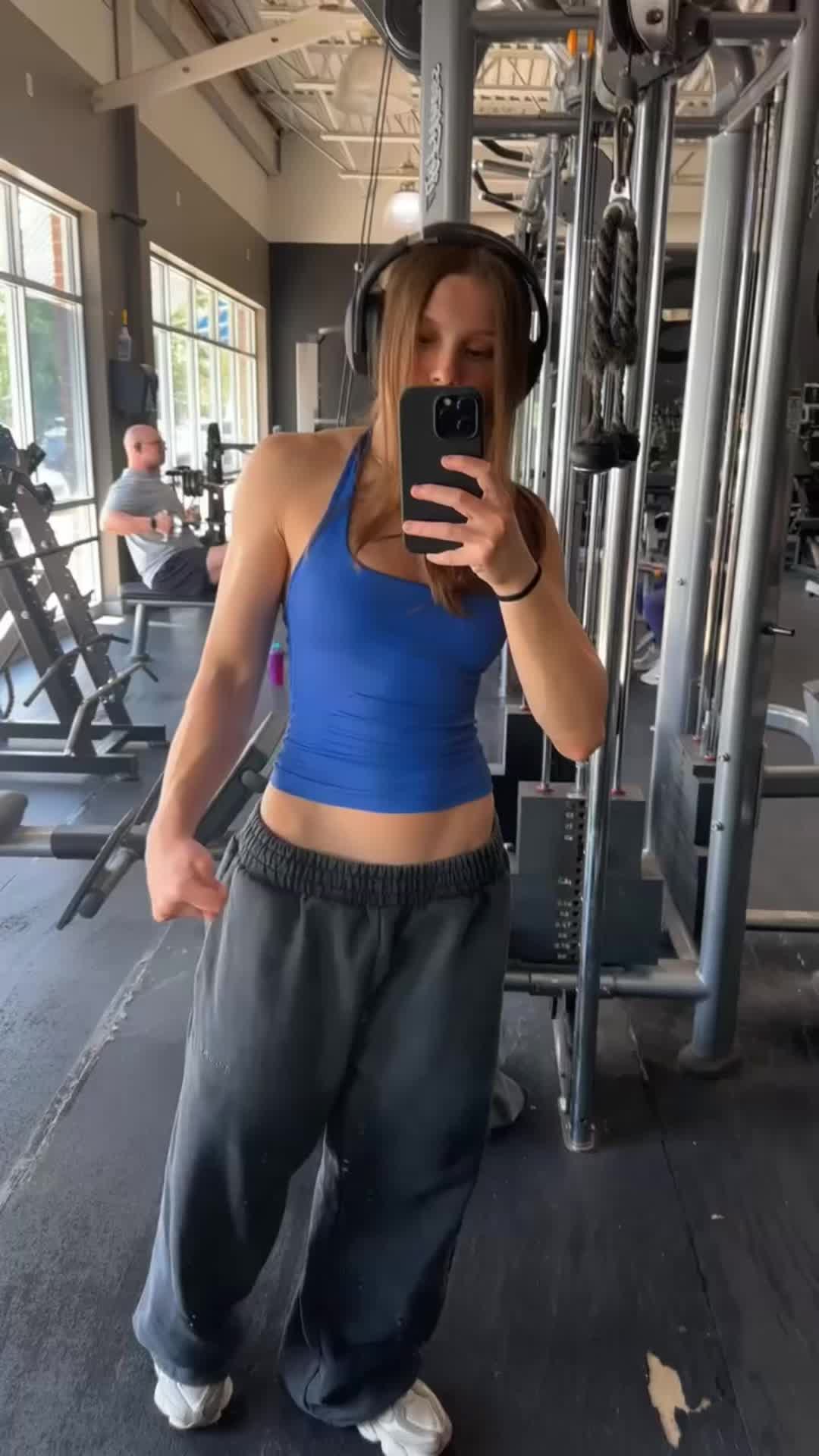 @leonaaaaaaaaa09