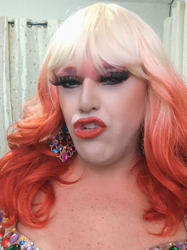@Drag Tiffany
