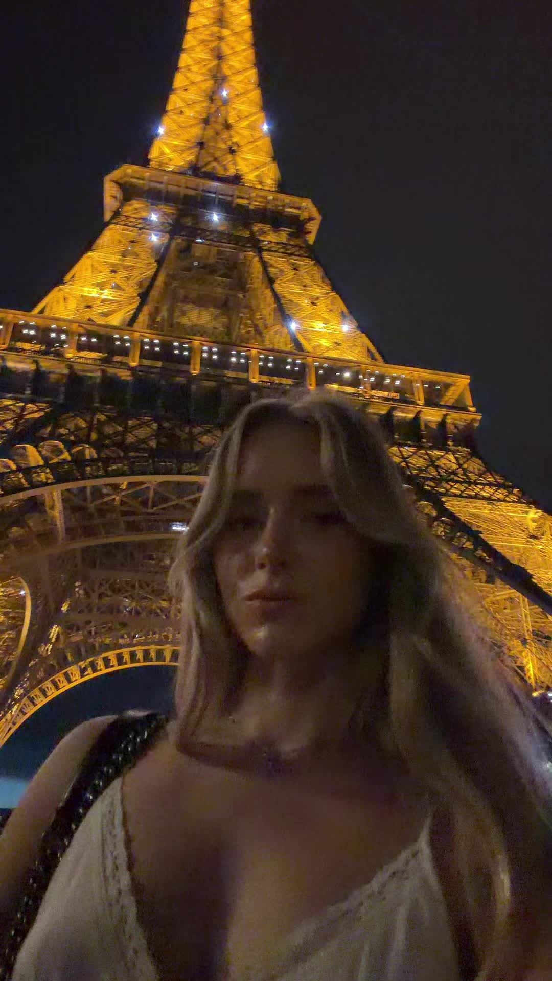 @caroline