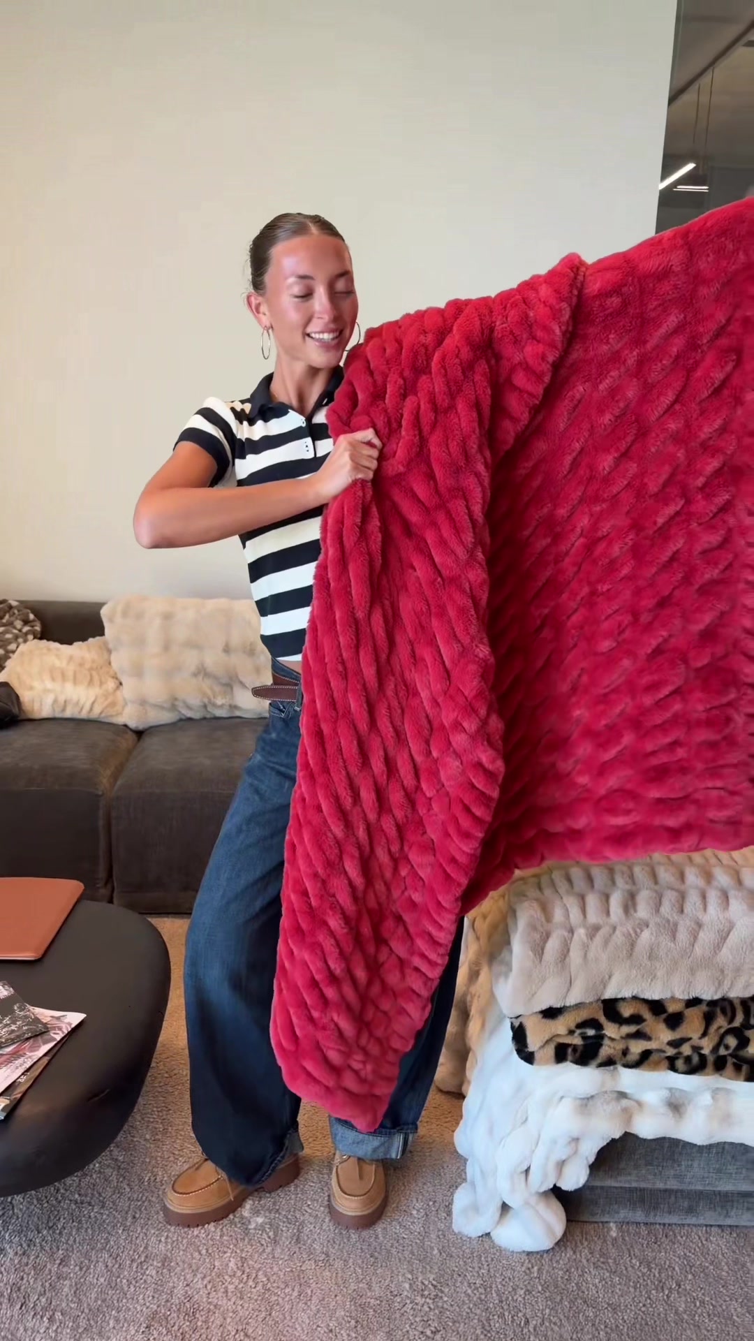 @lolablankets