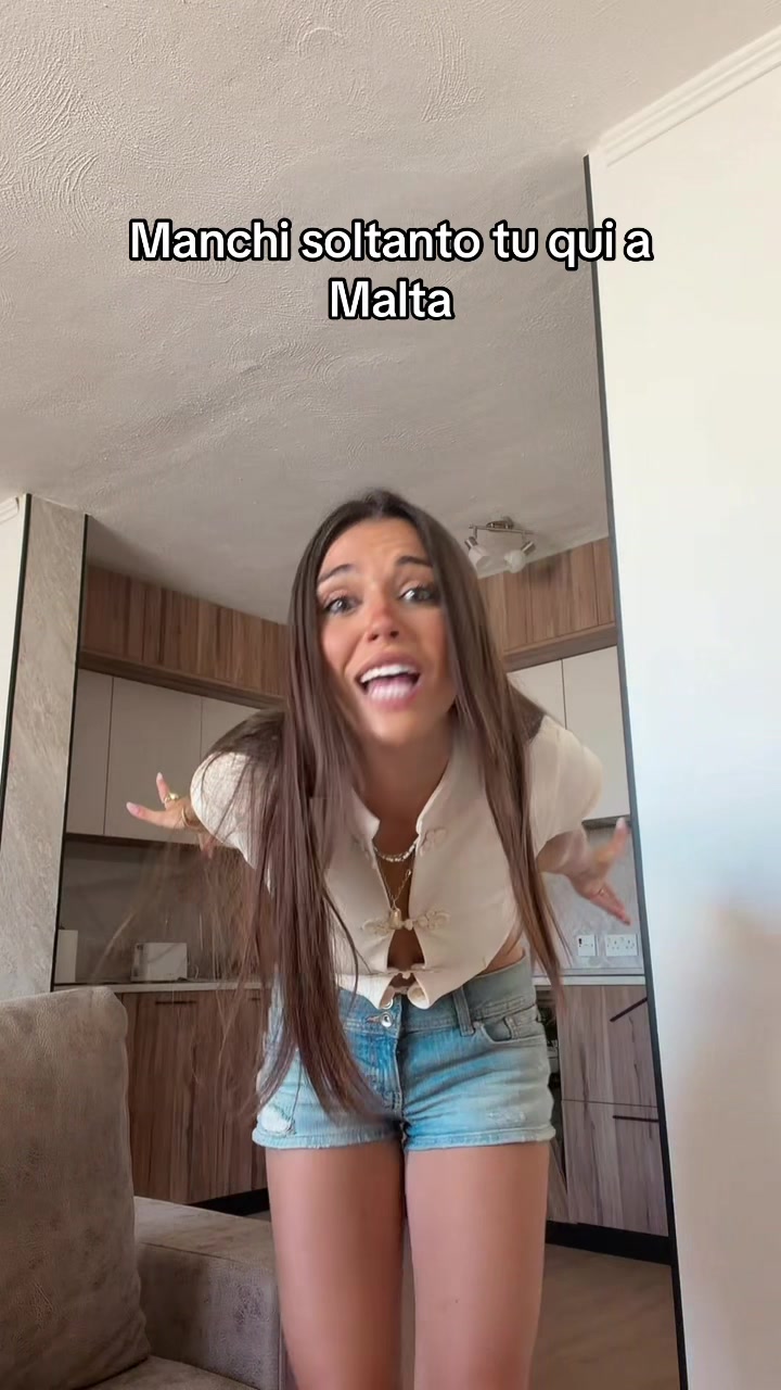 @Clarissarotelli