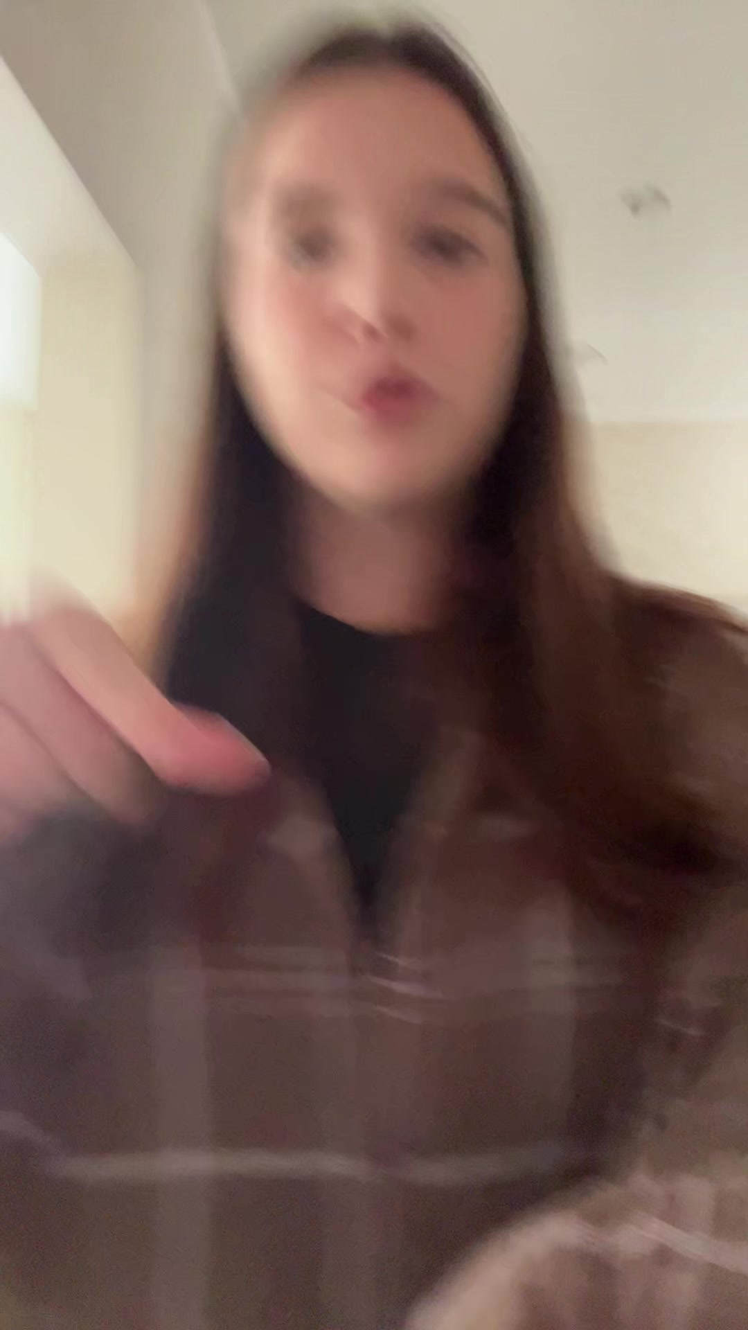 @мила