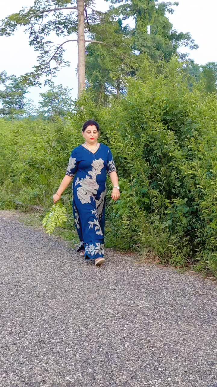 @its- me- juna(स्याङ्जालि चेली)