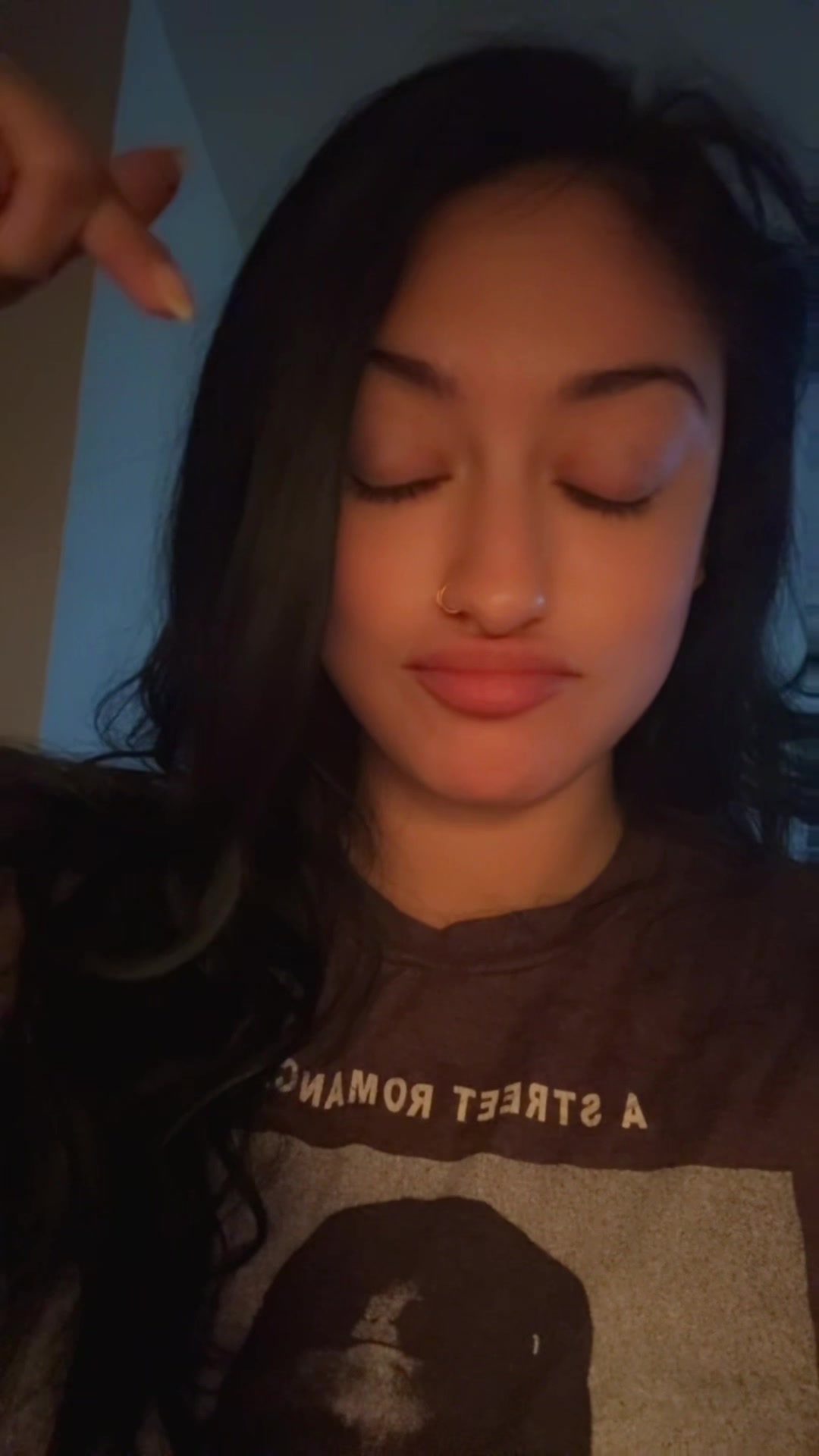 @J9
