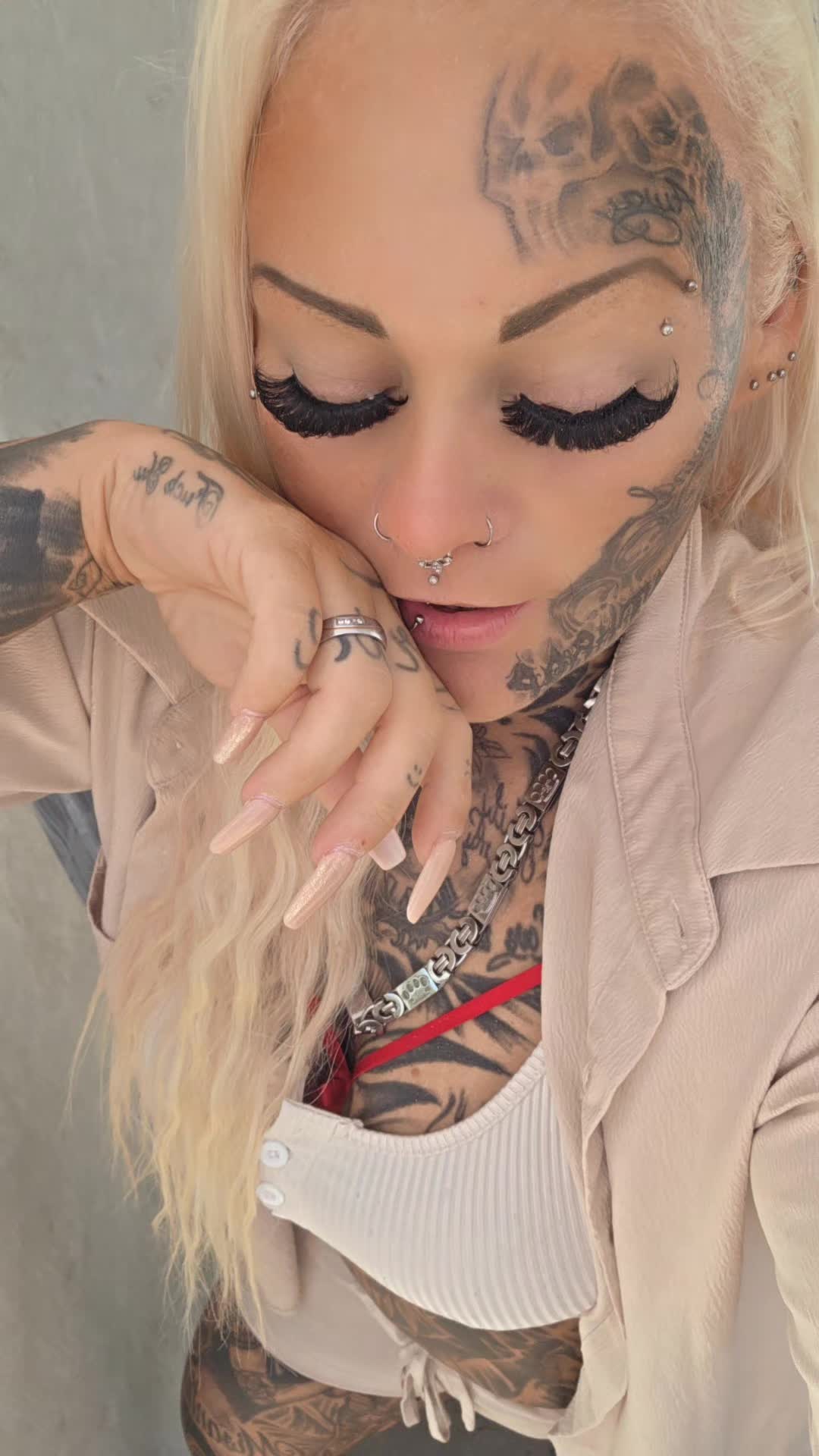 @𝓝𝓲𝓬𝓴𝔂.𝓞𝓯𝓯𝓲𝔃𝓲𝓮𝓵𝓵
