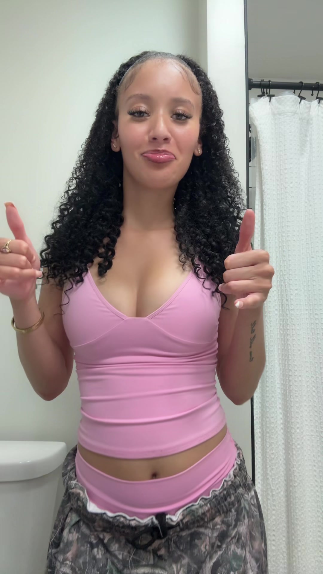 @Isa