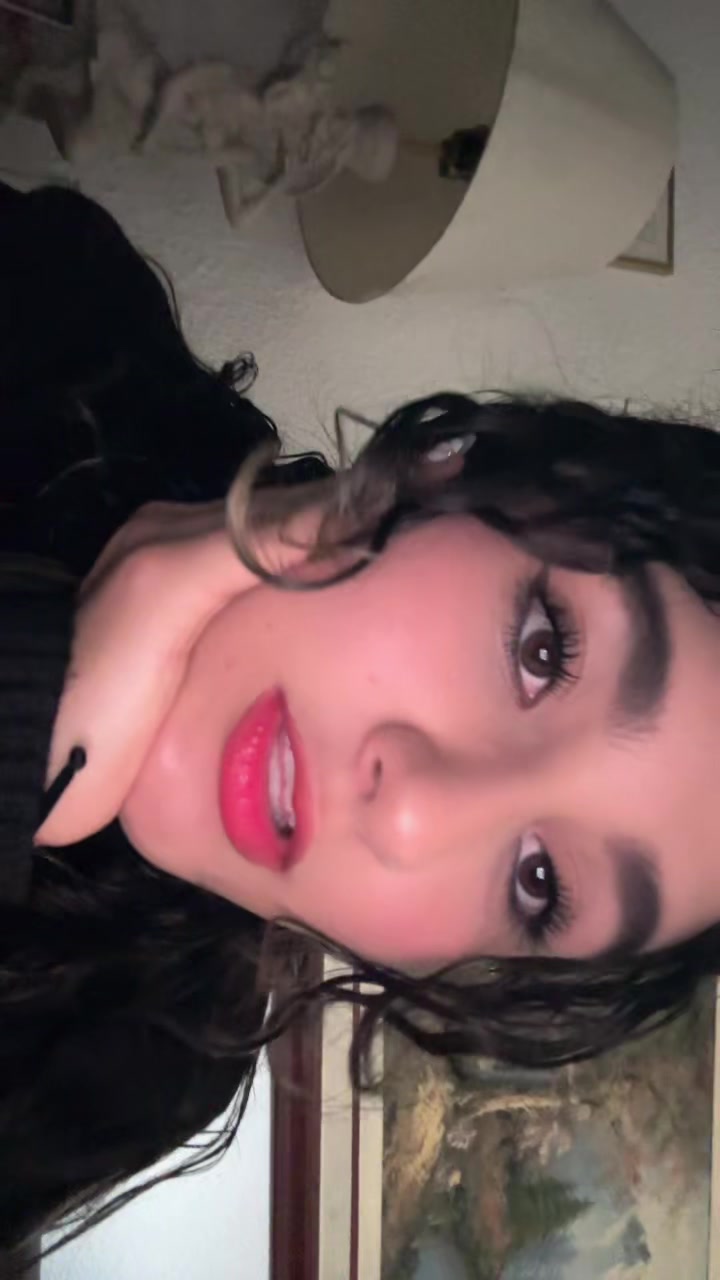 @️
