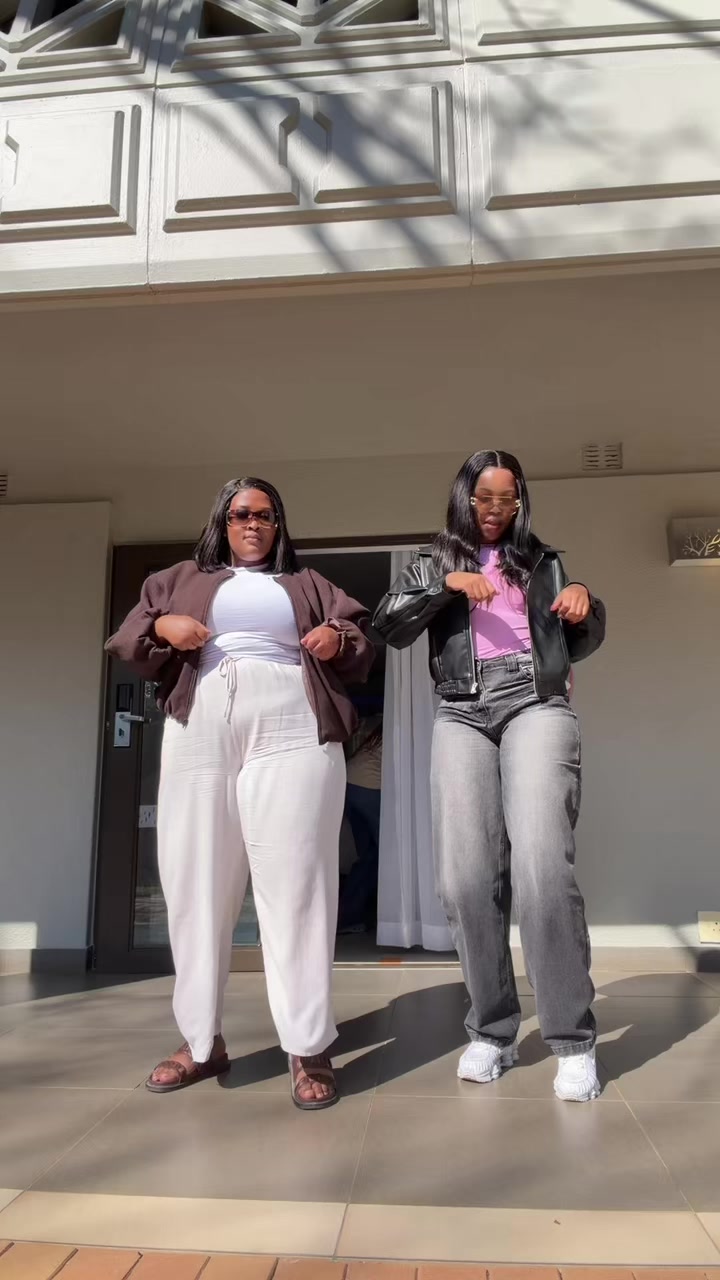 @Inawe Onela Phike
