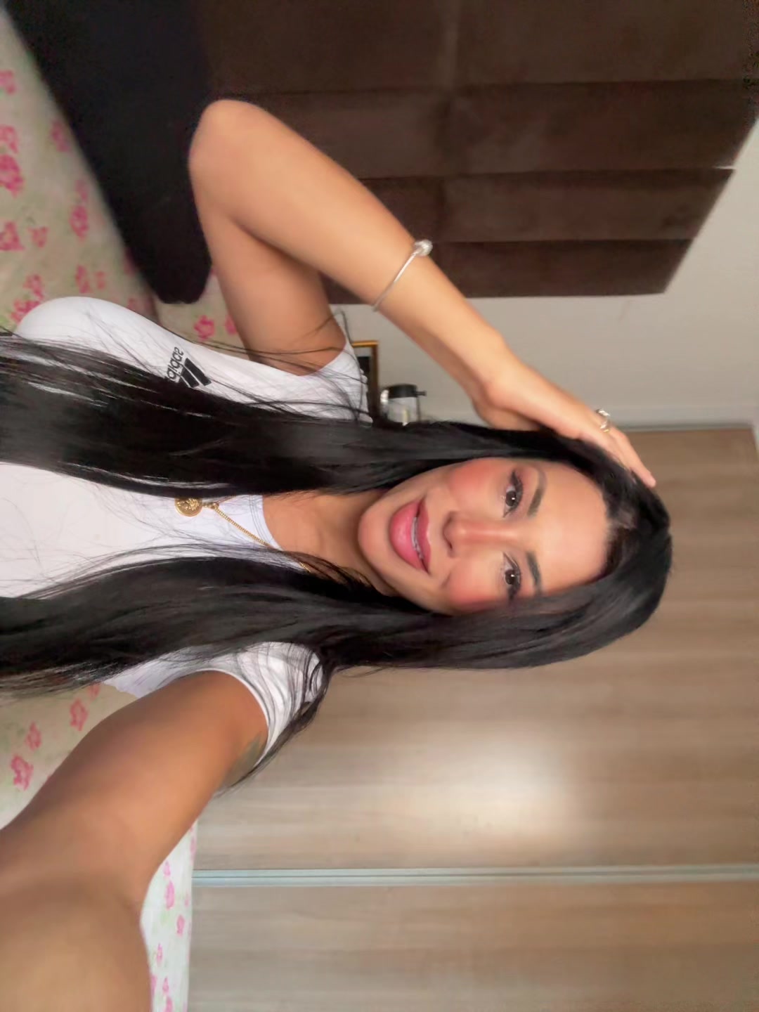 @nicolykardash