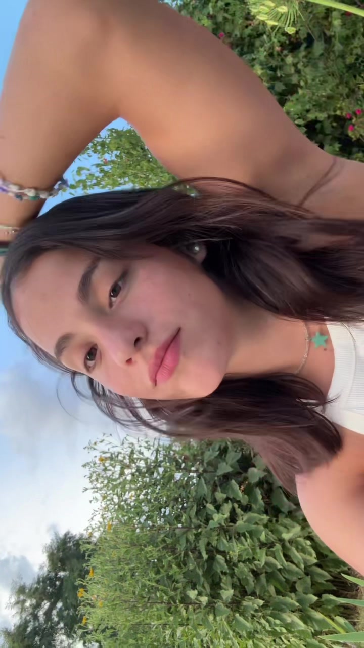 @vicky