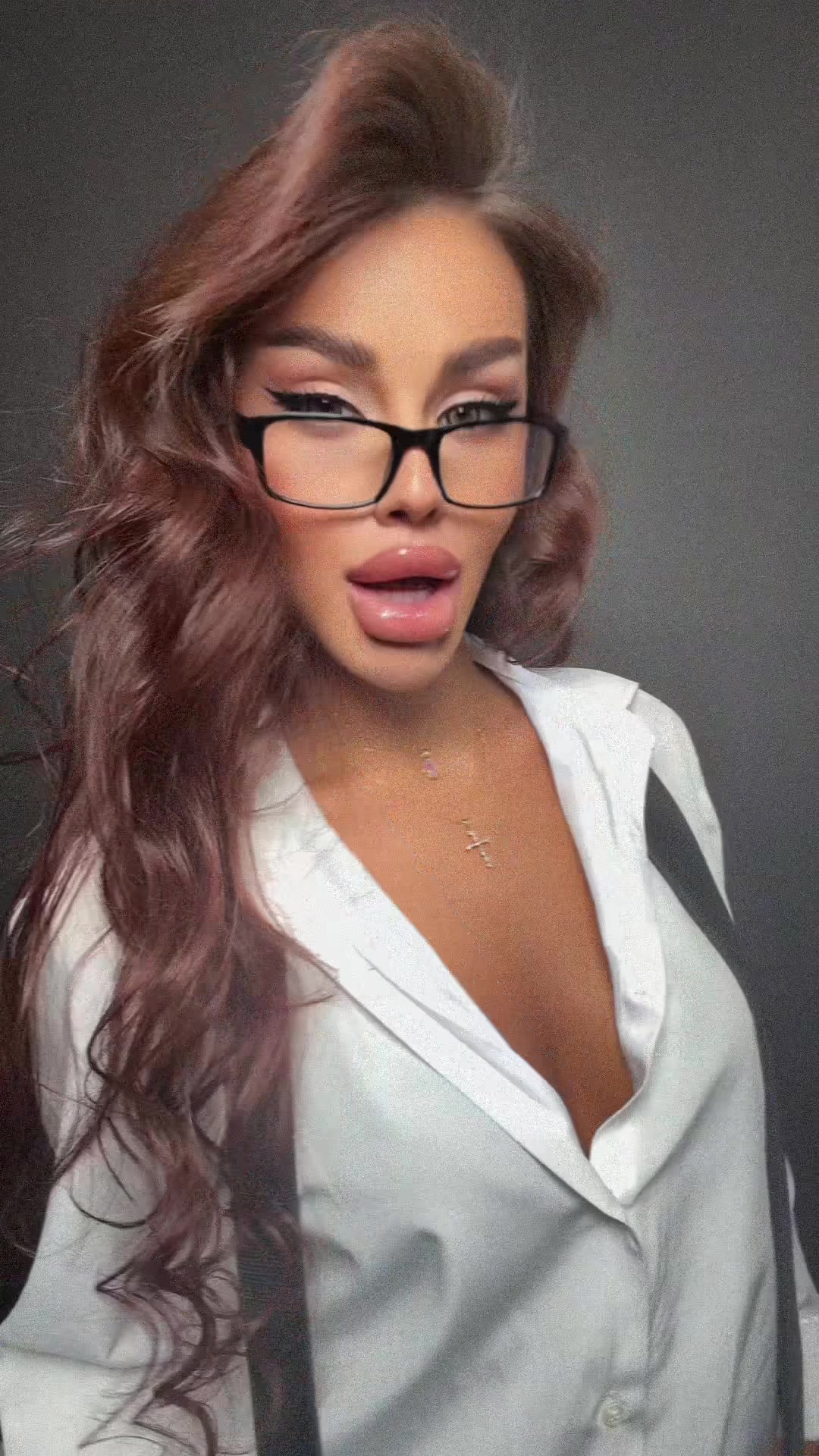 @adelinamarhuda