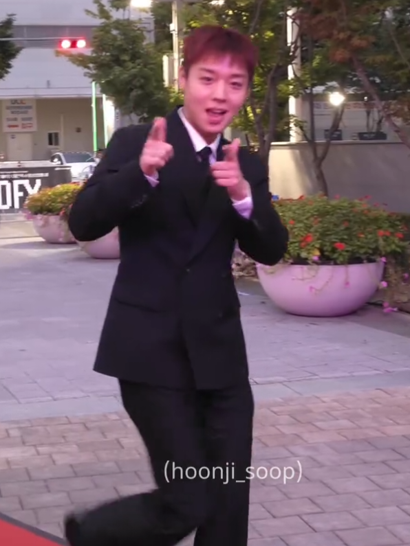 @๐ฏ๐ถ๐ถ๐ต๐