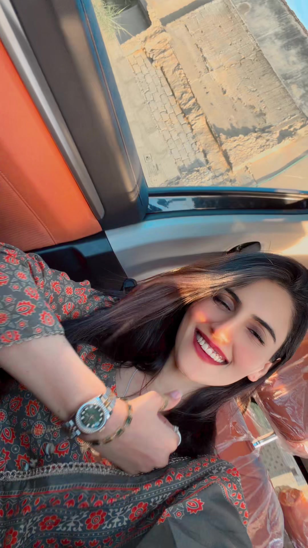 @Komalmalik♥️