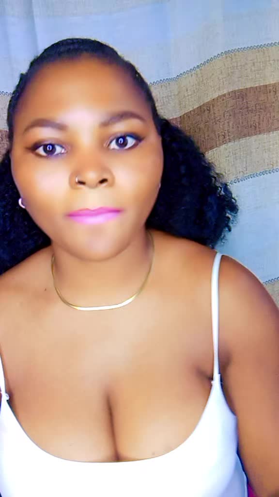 @Ella Diva
