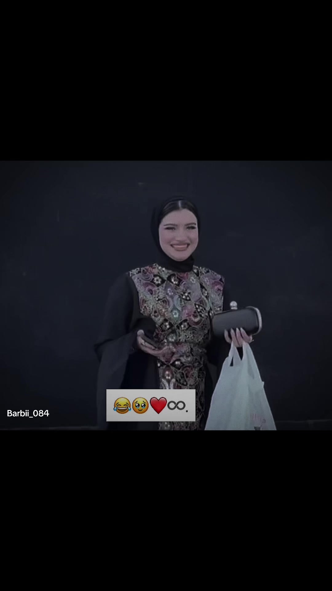 @﮼باربی 𝐁𝐚𝐫𝐛𝐢𝐢 🦅🖤.