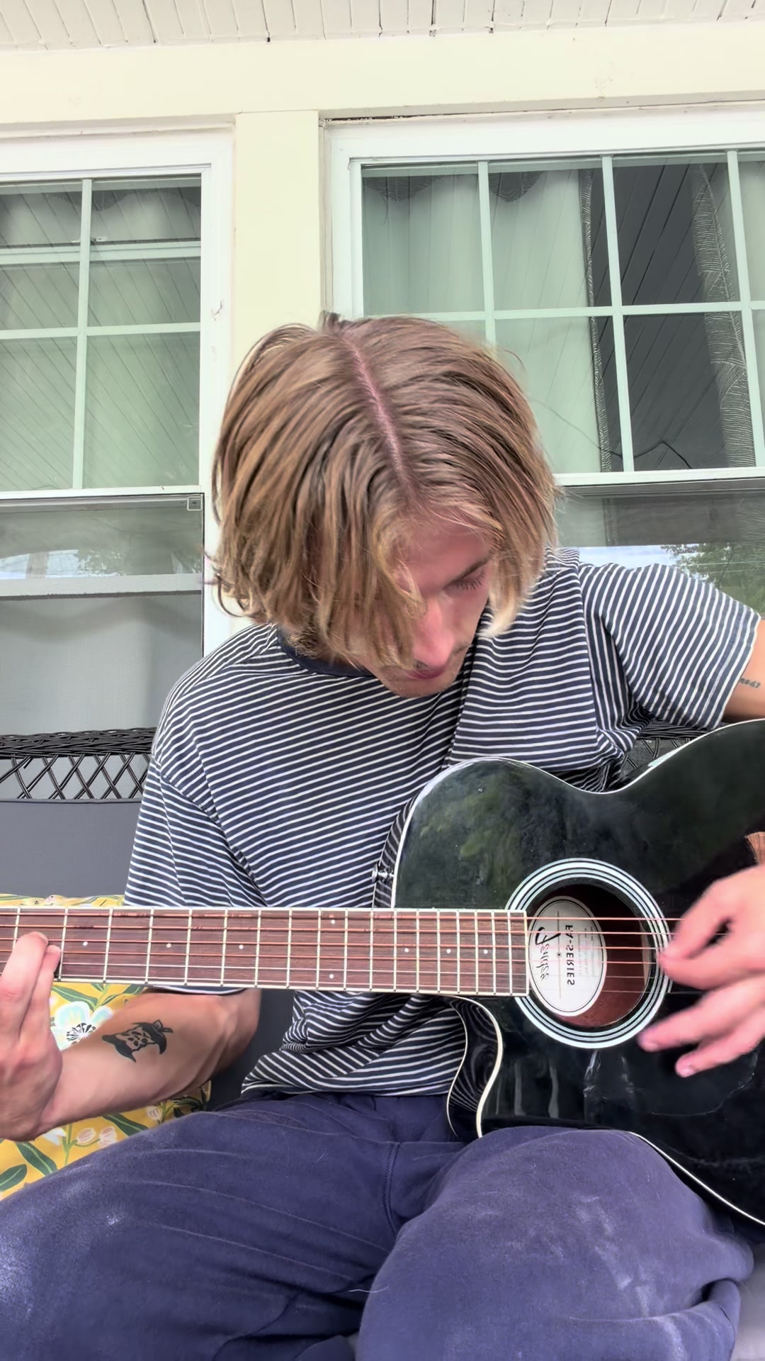 @Aydenand6strings