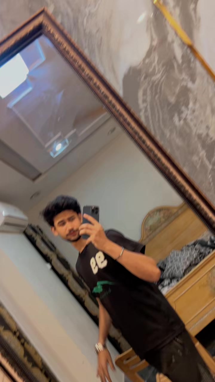 @ā šµšš®į„”еš§ :dļ¾ā§