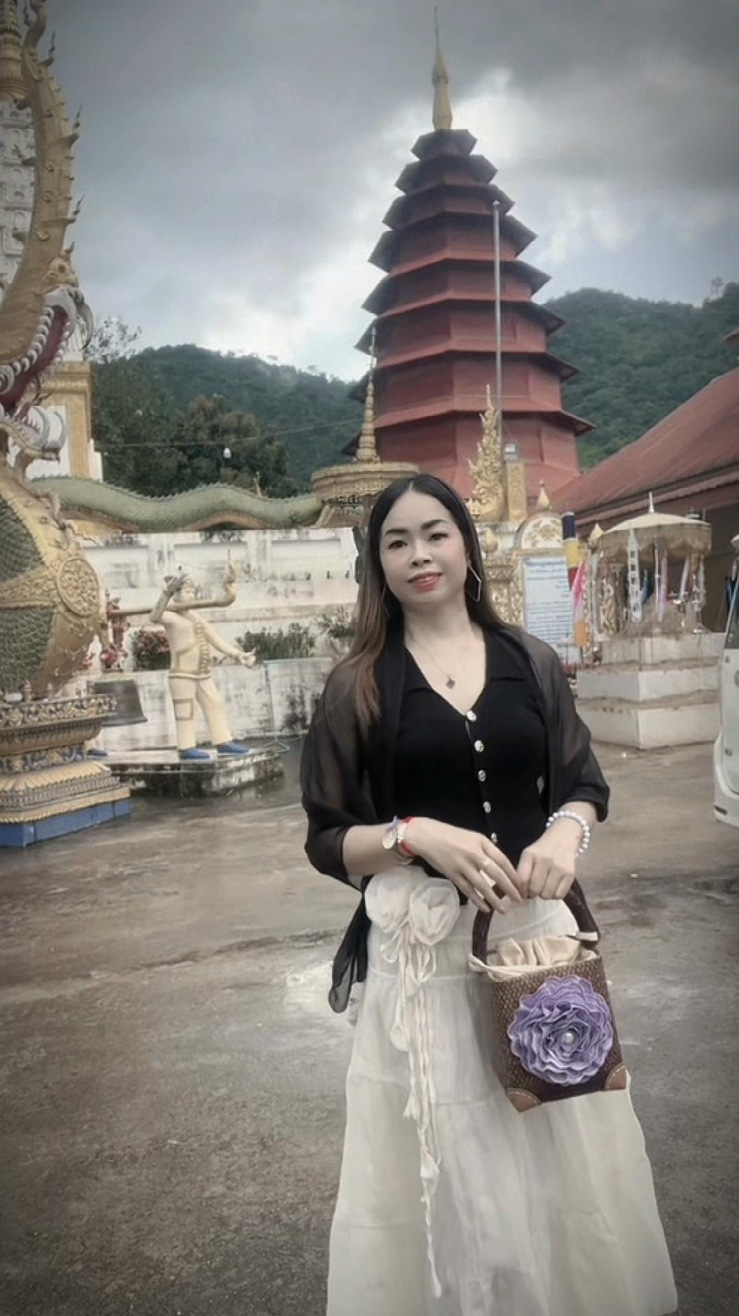 @🍃💚อ้อม อ้อม 💚🍃ဢွမ်ႈၶမ်း